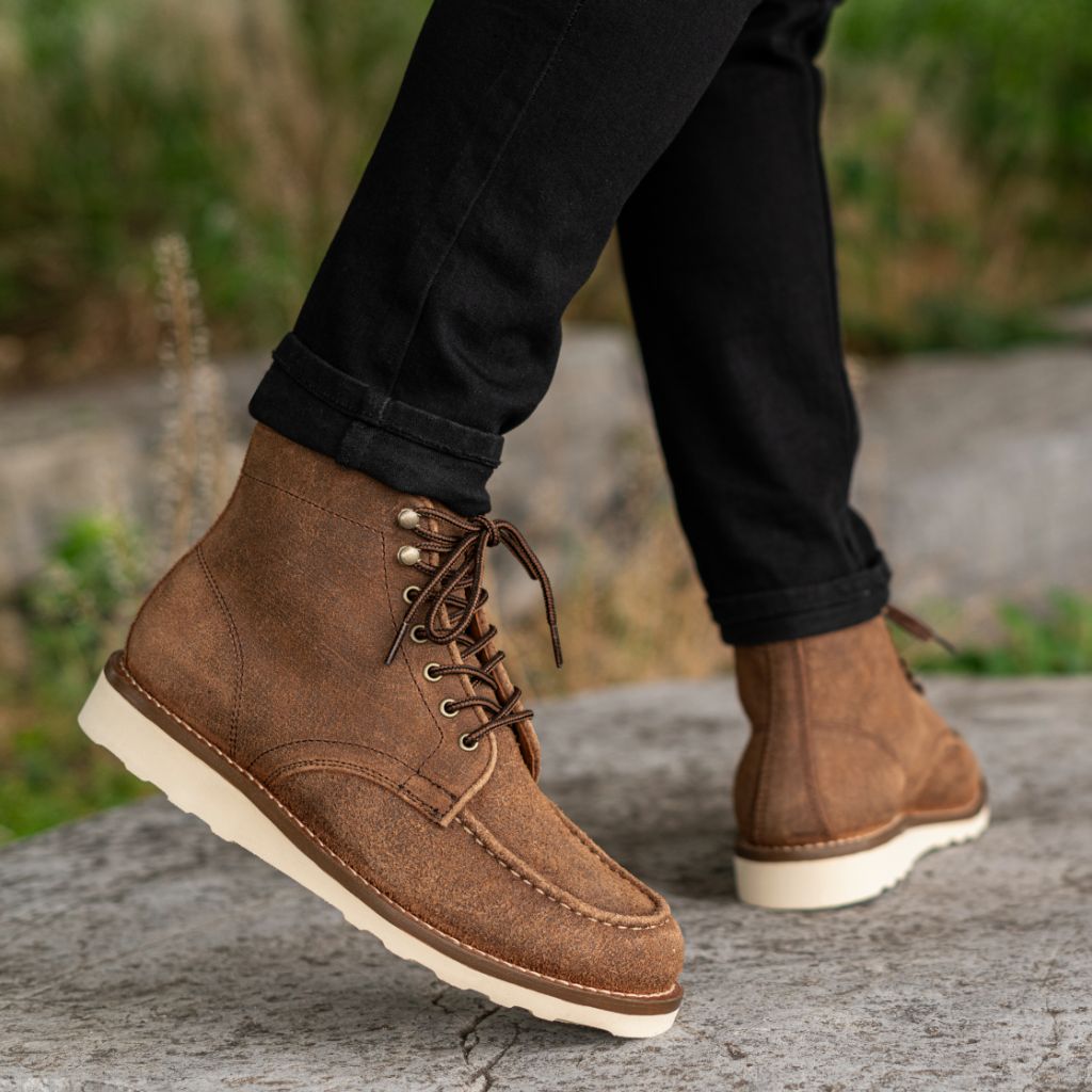 Diplomat | Badlands